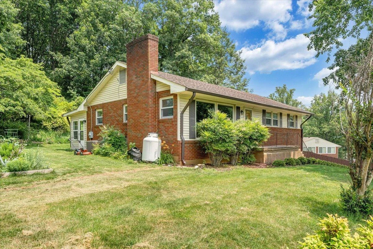 4332 Bandy RD - Photo 45