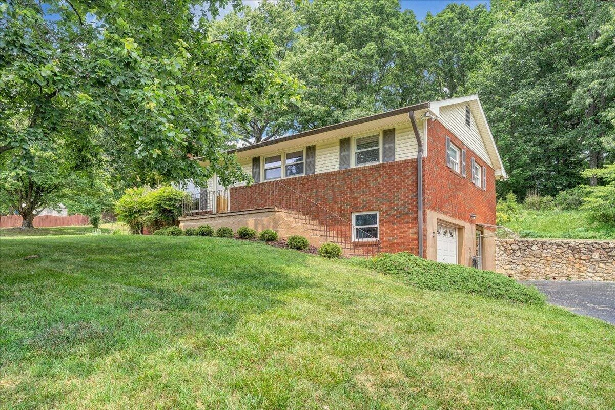 4332 Bandy RD - Photo 48