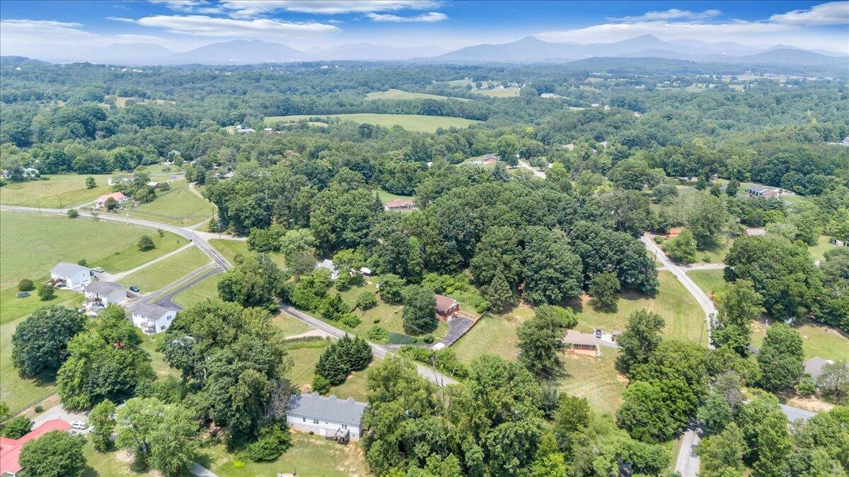 4332 Bandy RD - Photo 53