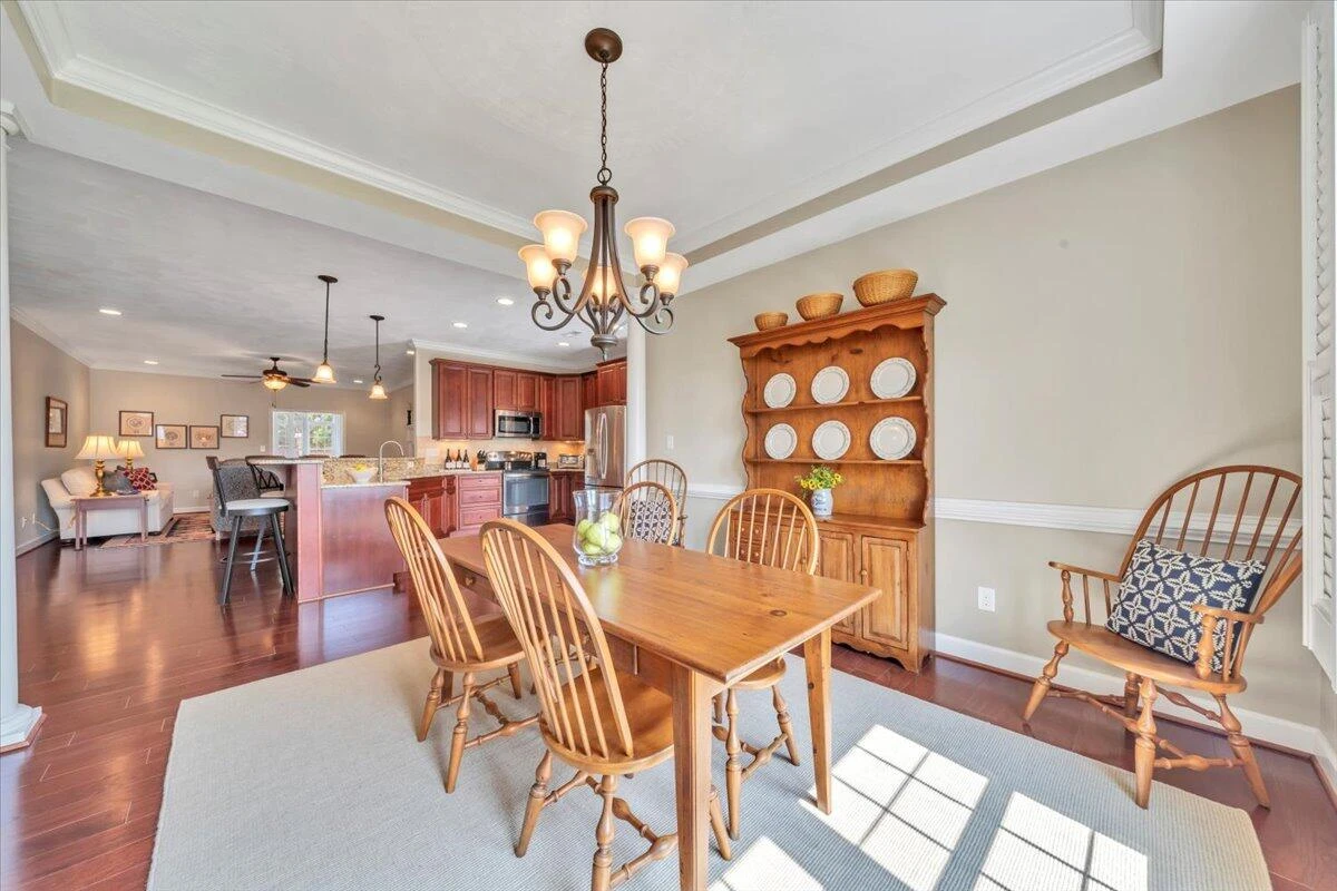 73 Medallion CT - Photo 11