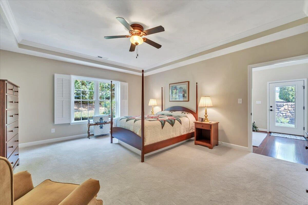 73 Medallion CT - Photo 22