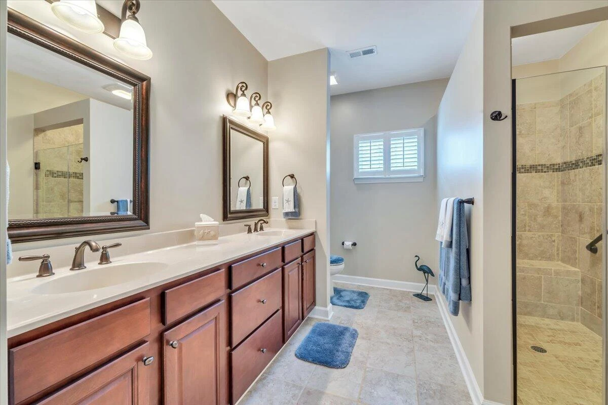 73 Medallion CT - Photo 24