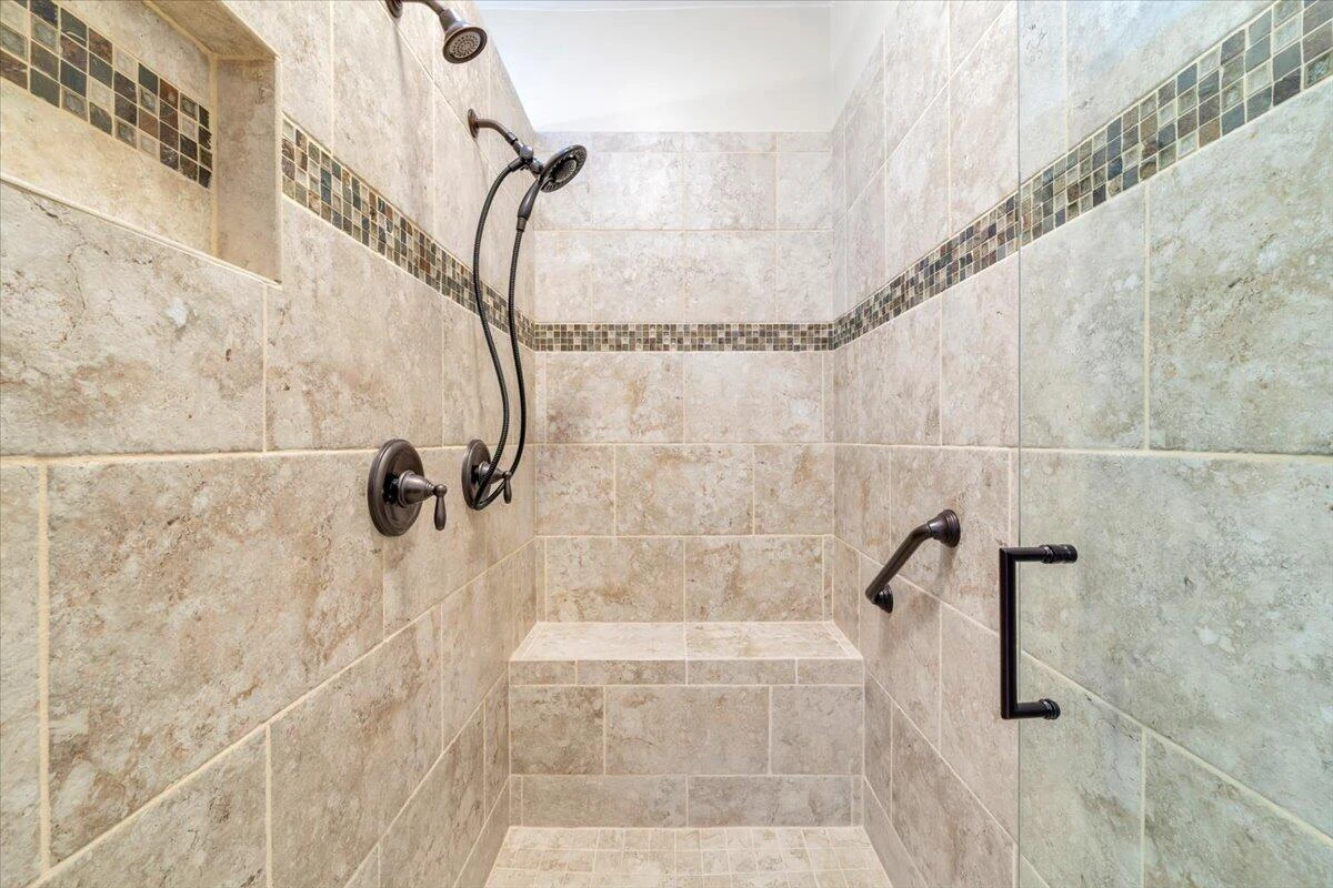 73 Medallion CT - Photo 26