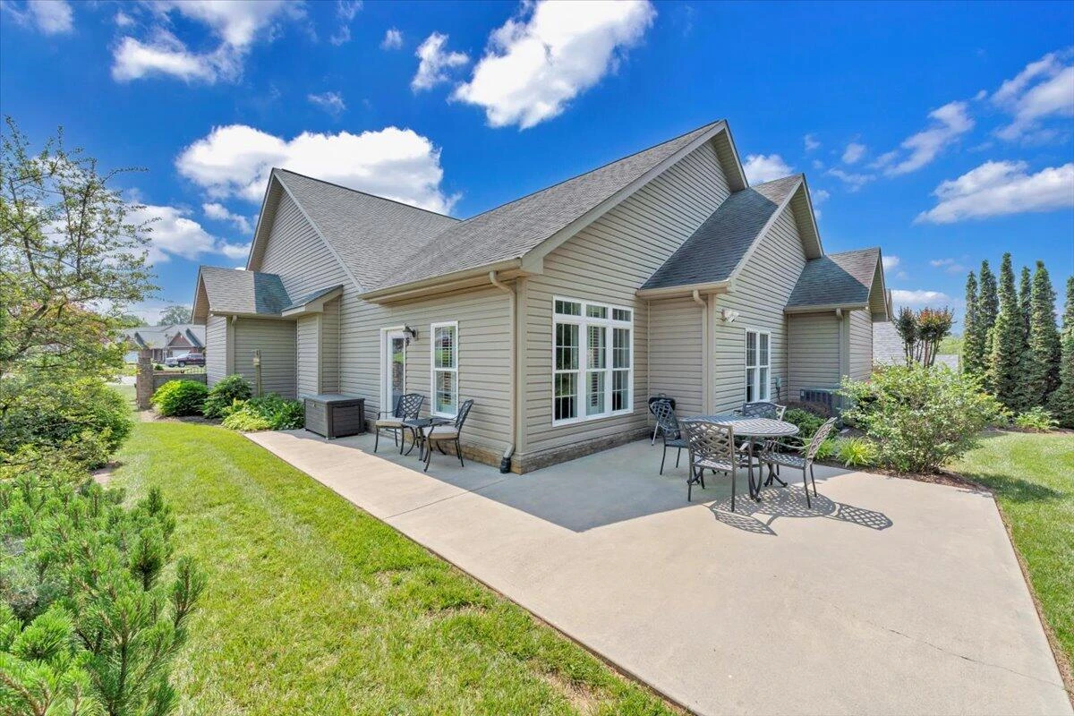 73 Medallion CT - Photo 43