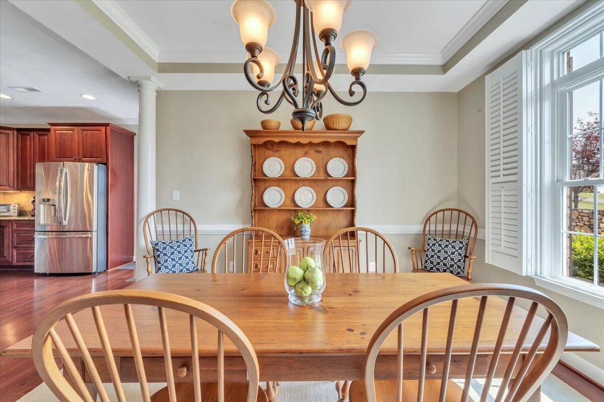 73 Medallion CT - Photo 7