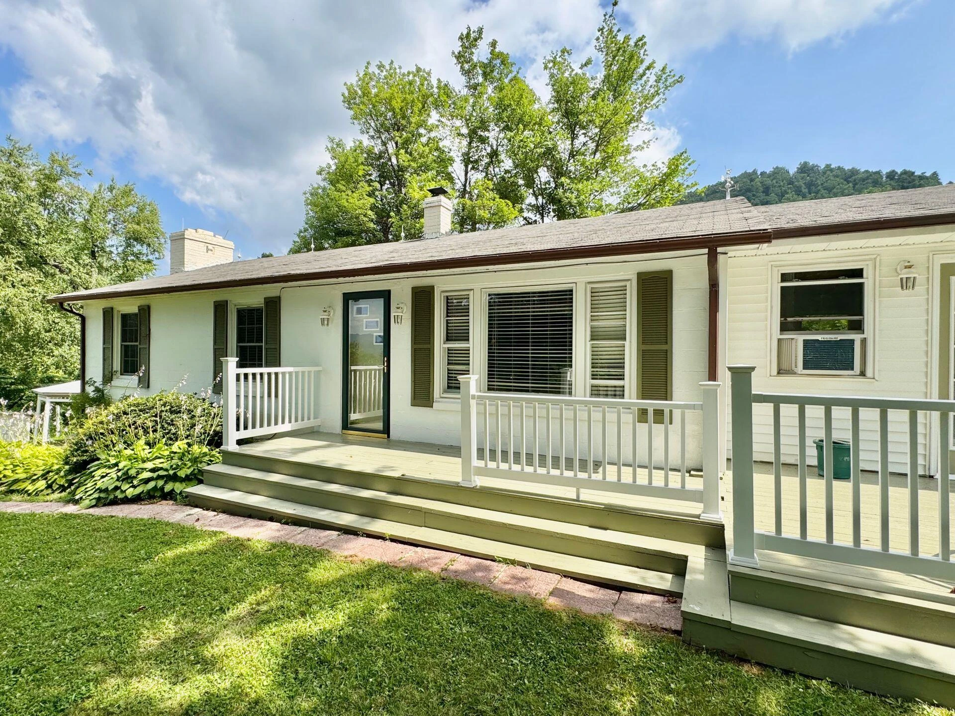2643 Wades Gap RD - Photo 5