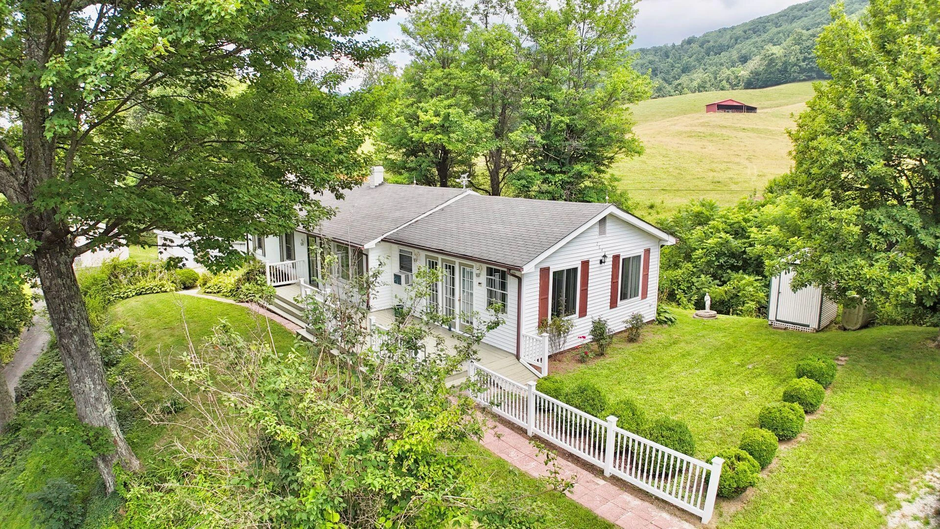 2643 Wades Gap RD - Photo 79