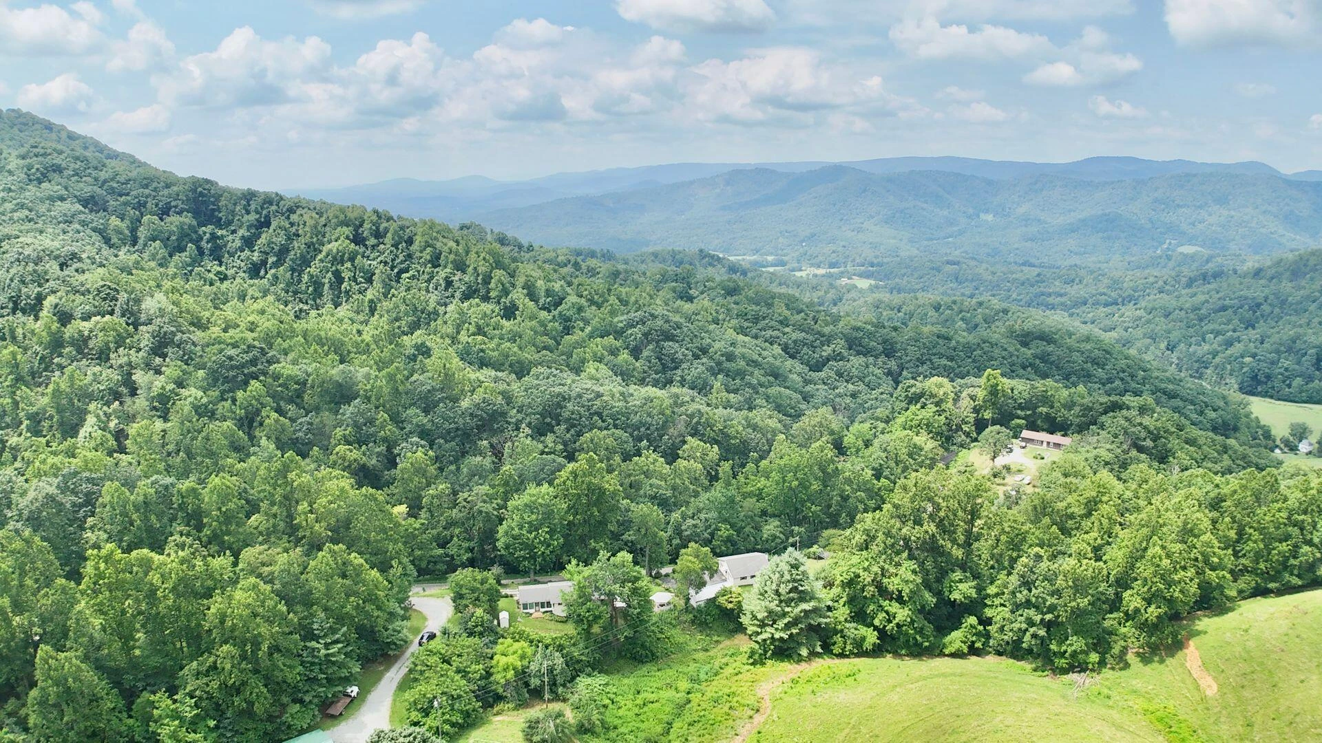 2643 Wades Gap RD - Photo 98