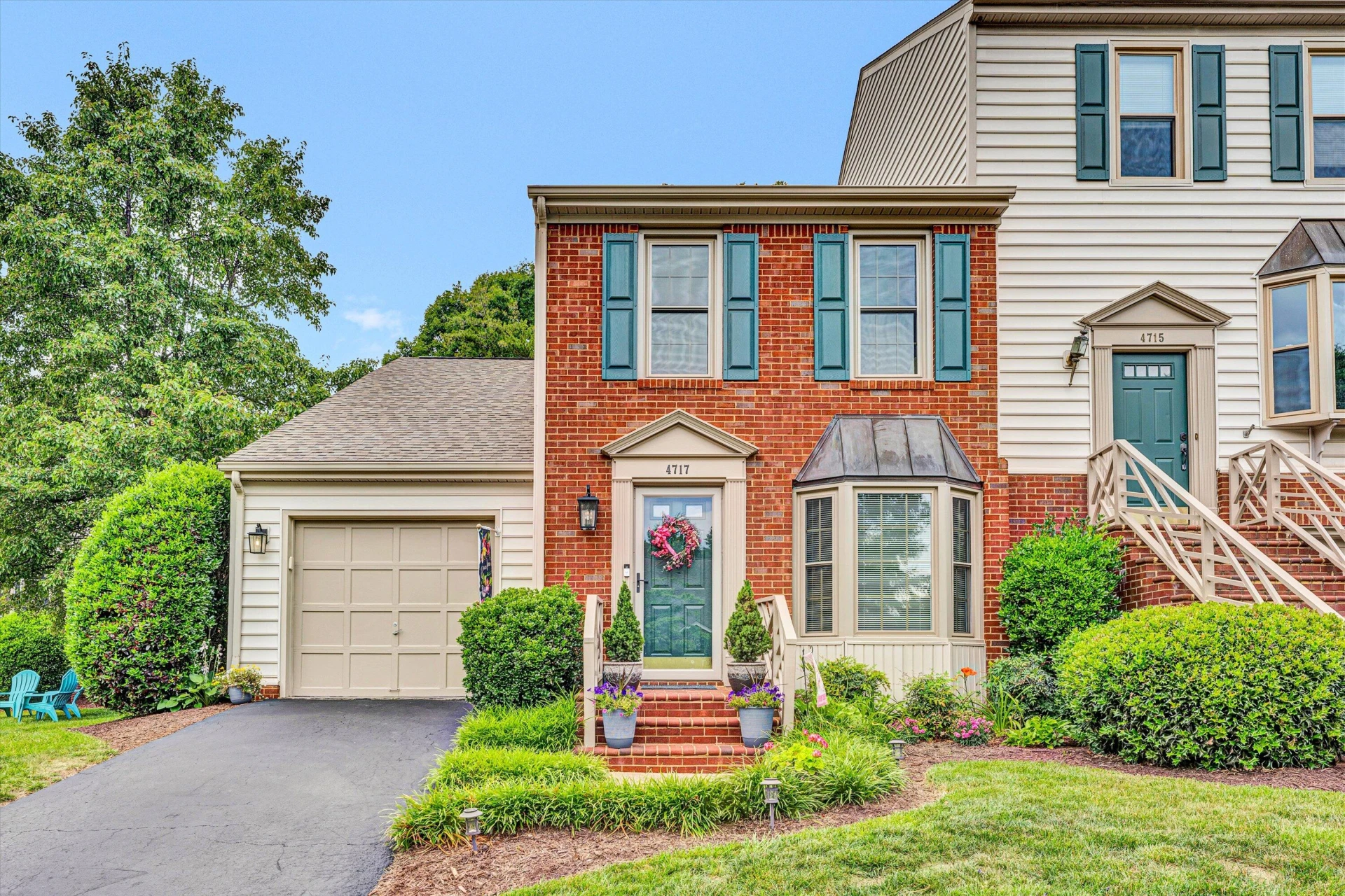 4717 Wembley PL - Photo 2