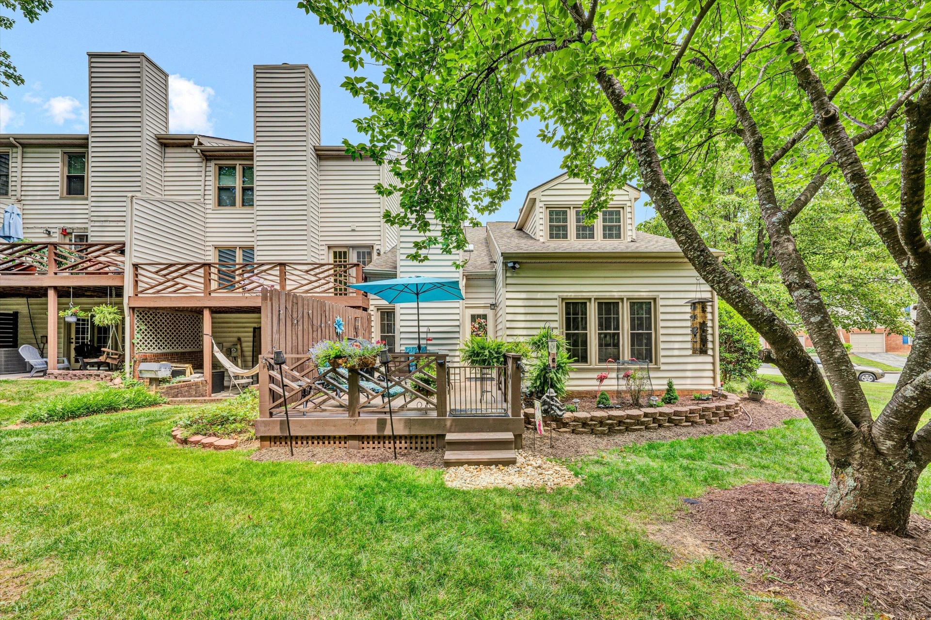 4717 Wembley PL - Photo 35