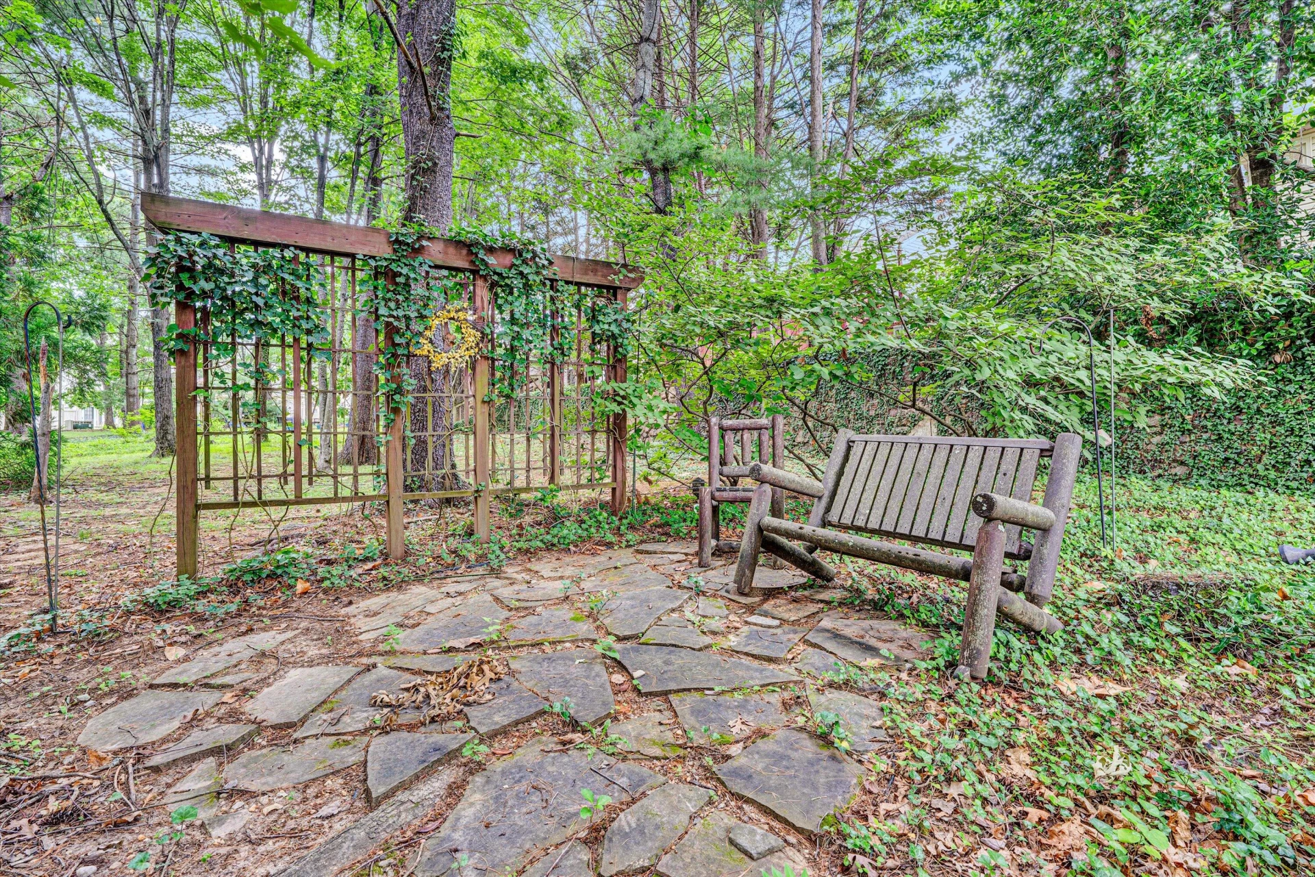 4717 Wembley PL - Photo 38