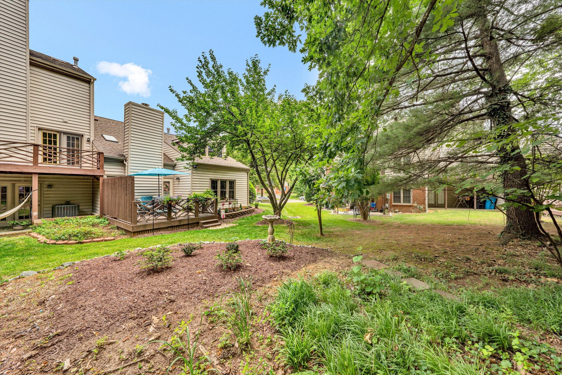 4717 Wembley PL - Photo 39