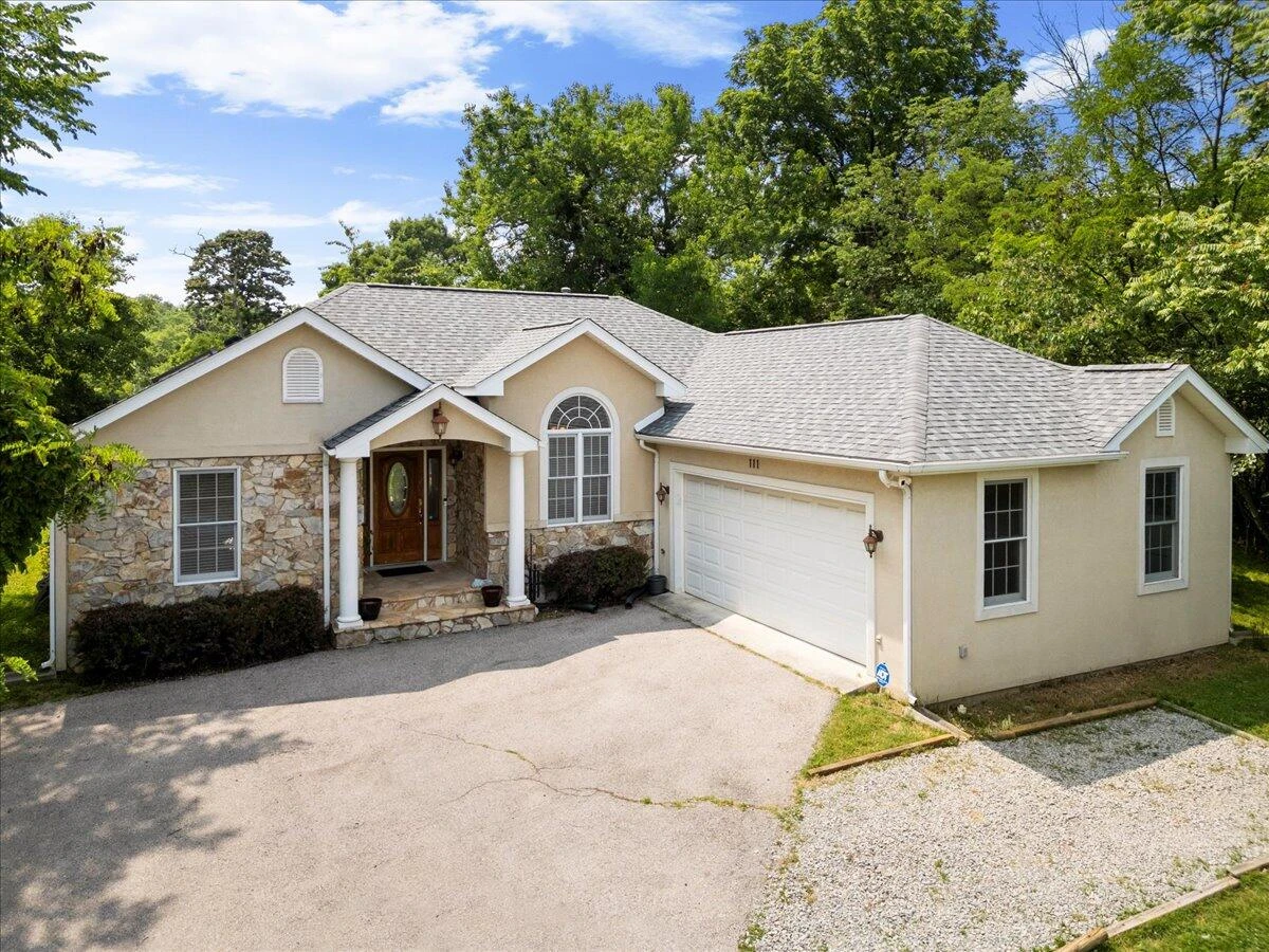 111 Deer Trace LN - Photo 3