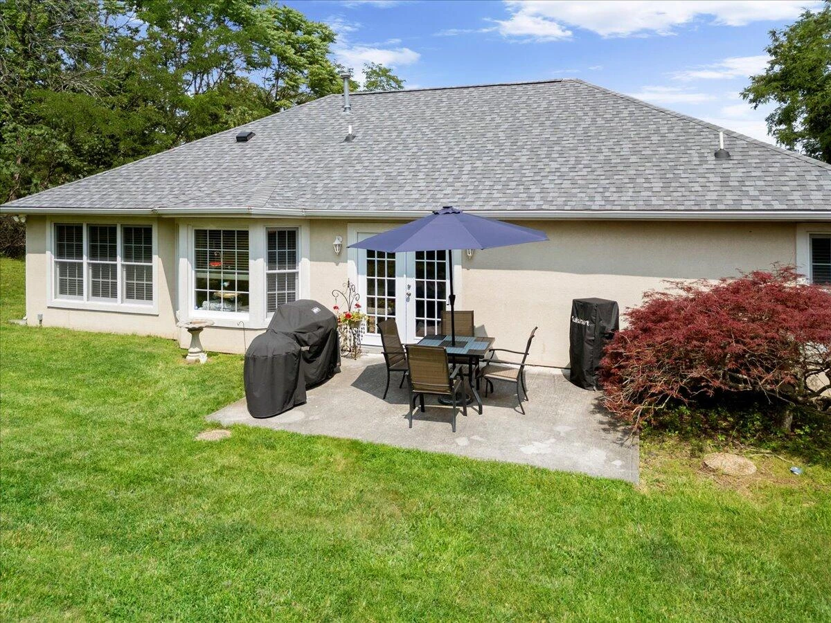 111 Deer Trace LN - Photo 47