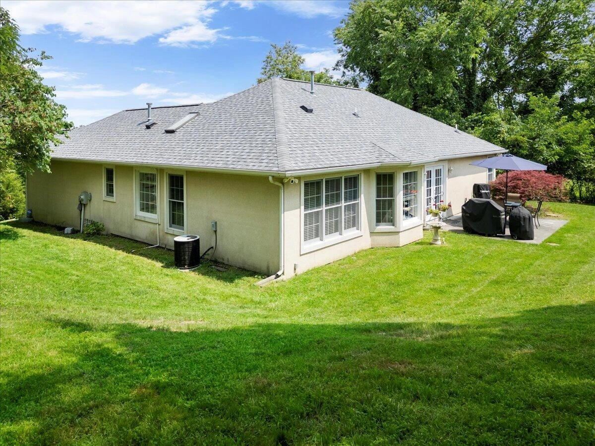111 Deer Trace LN - Photo 48