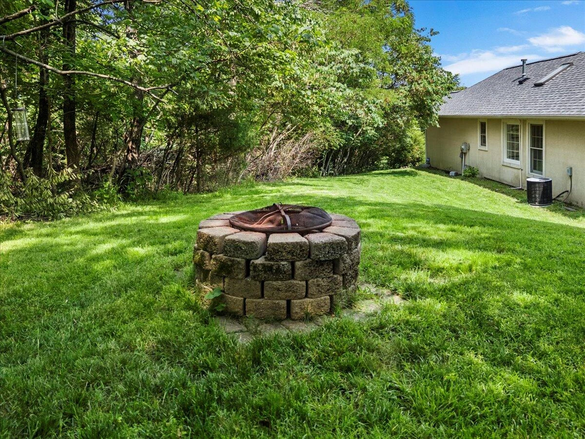 111 Deer Trace LN - Photo 53