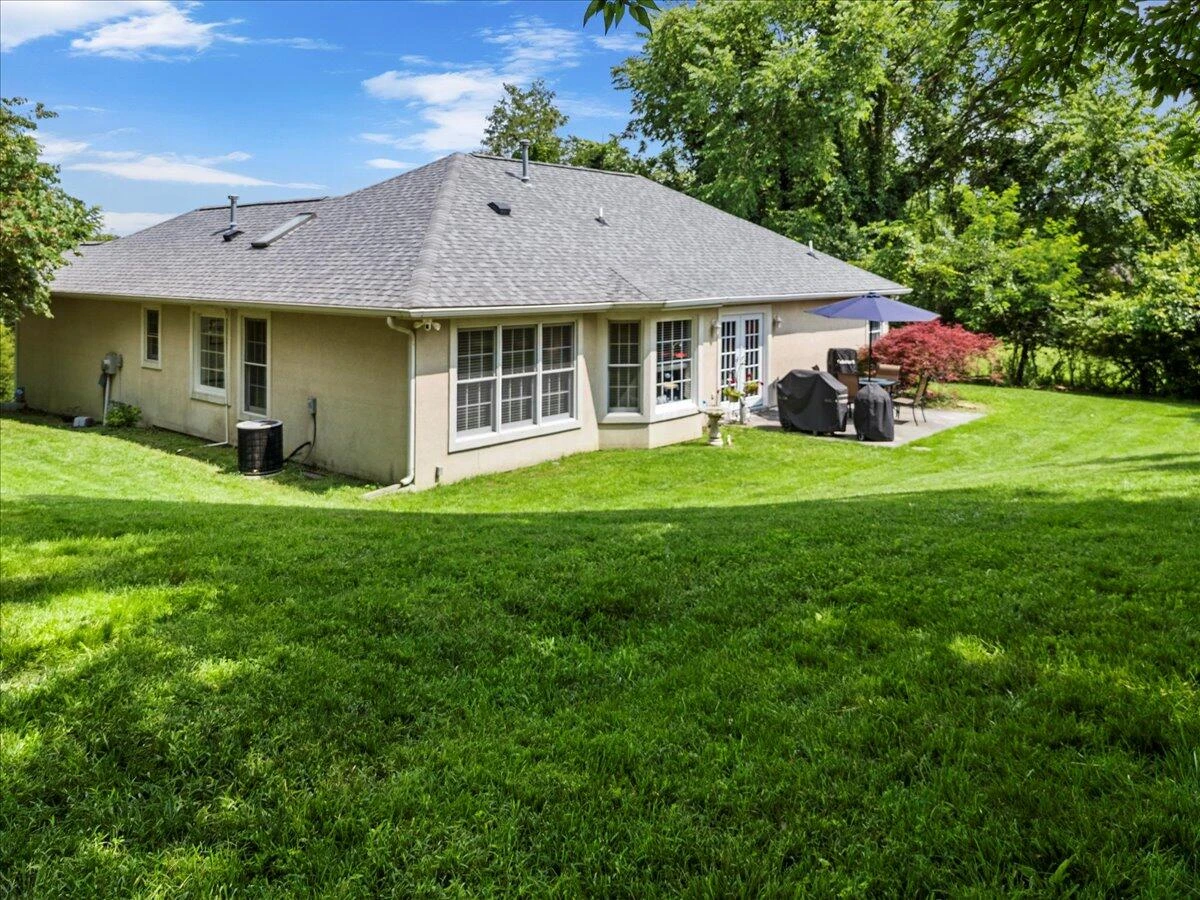 111 Deer Trace LN - Photo 54