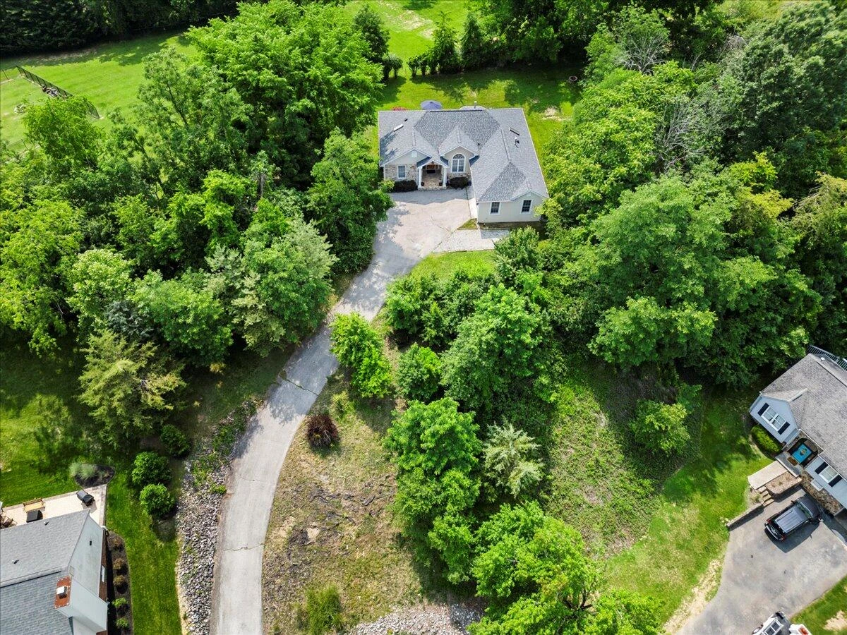 111 Deer Trace LN - Photo 64