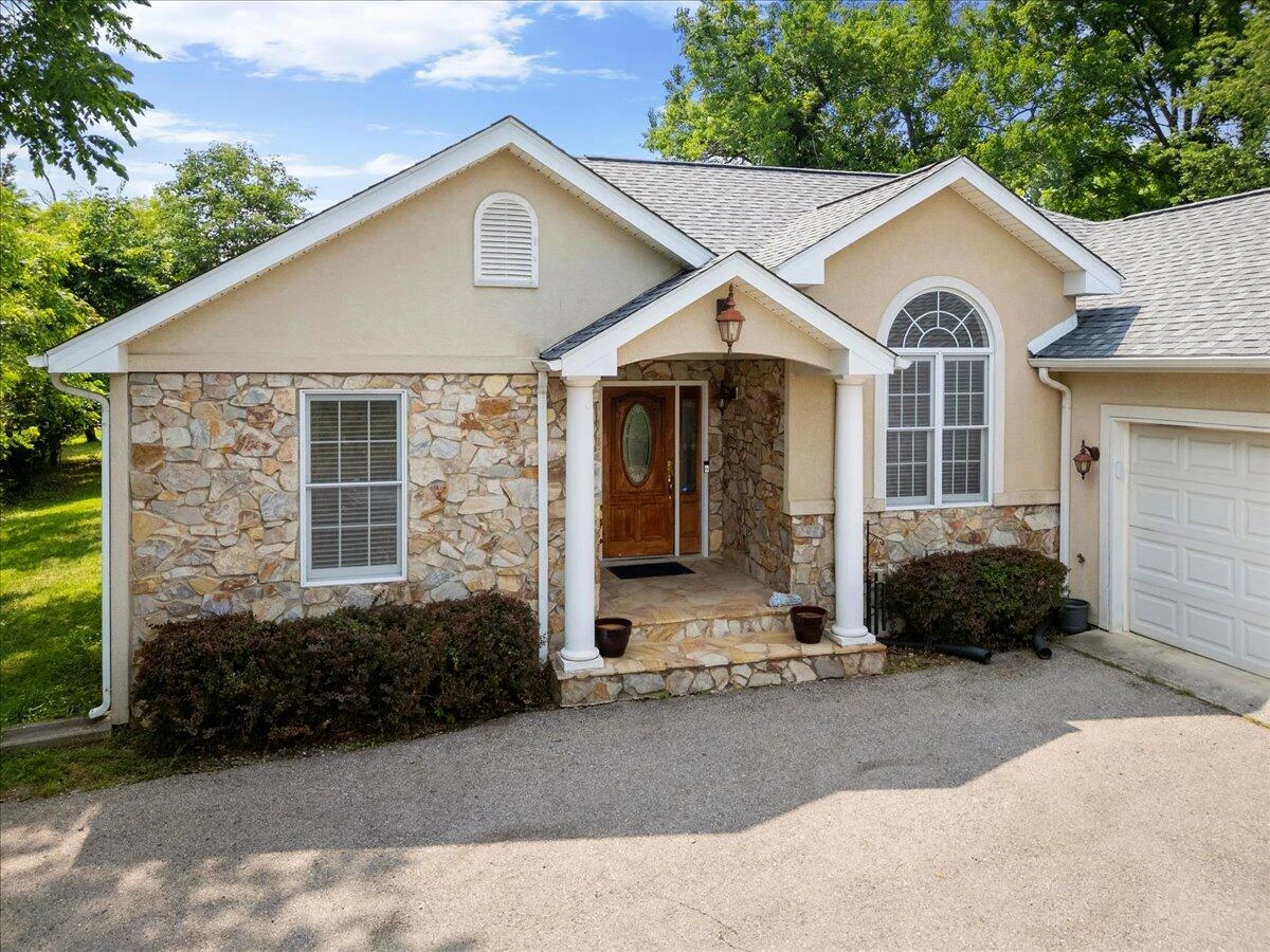 111 Deer Trace LN - Photo 9