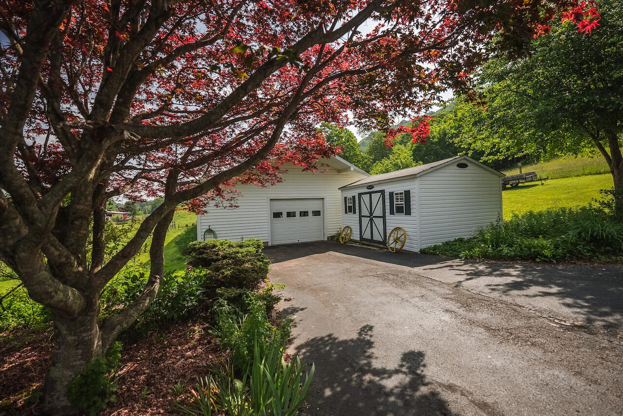 1235 Rush Fork RD - Photo 3