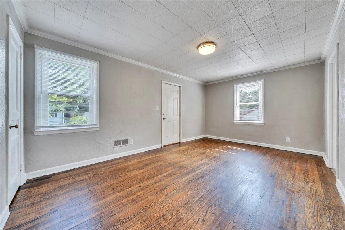 66 Forest Hill AVE - Photo 3