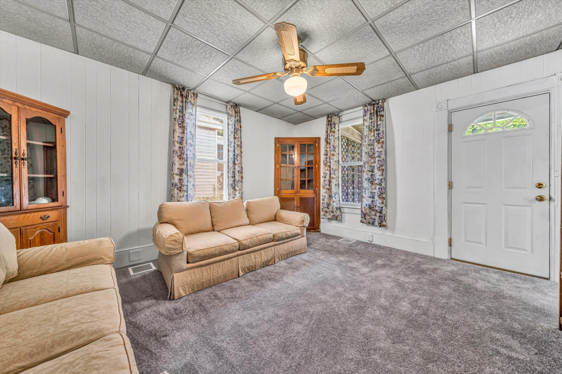 615 Janette AVE - Photo 8