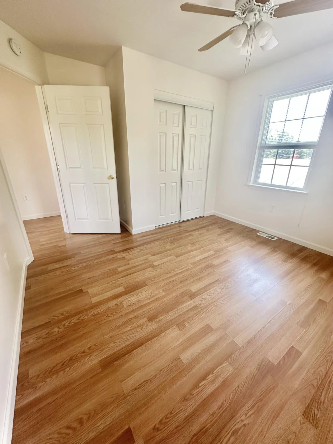 418 Marshall AVE - Photo 39