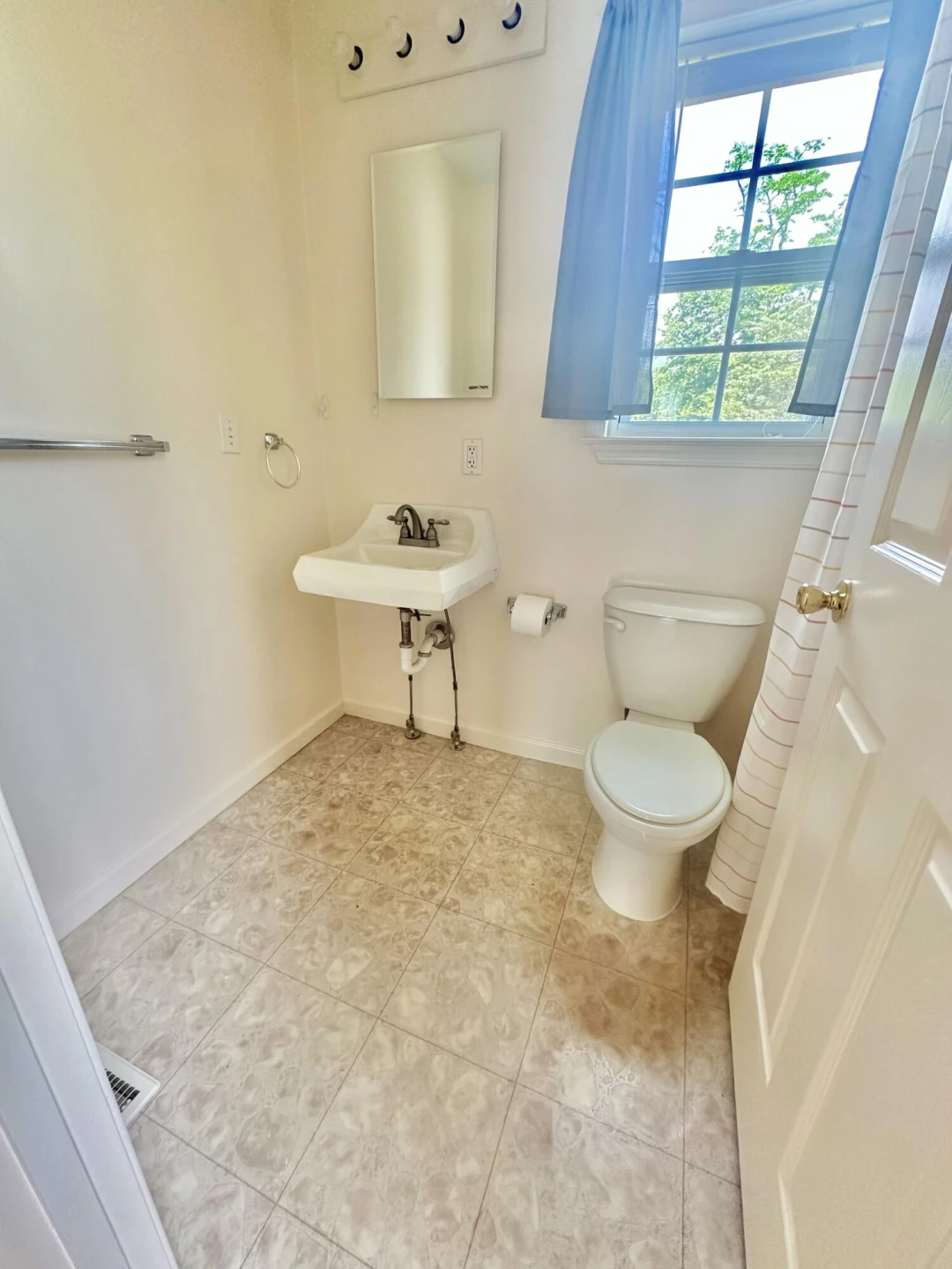418 Marshall AVE - Photo 45