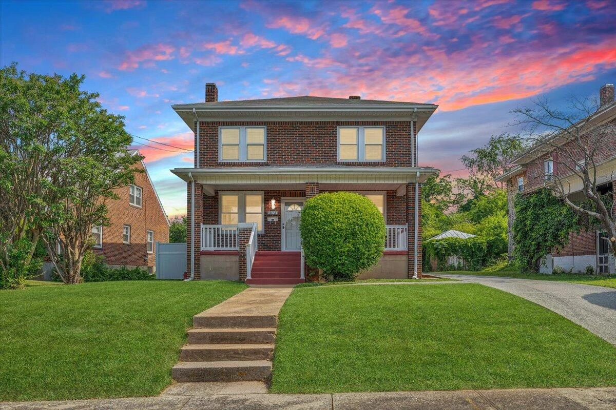 2321 Massachusetts AVE