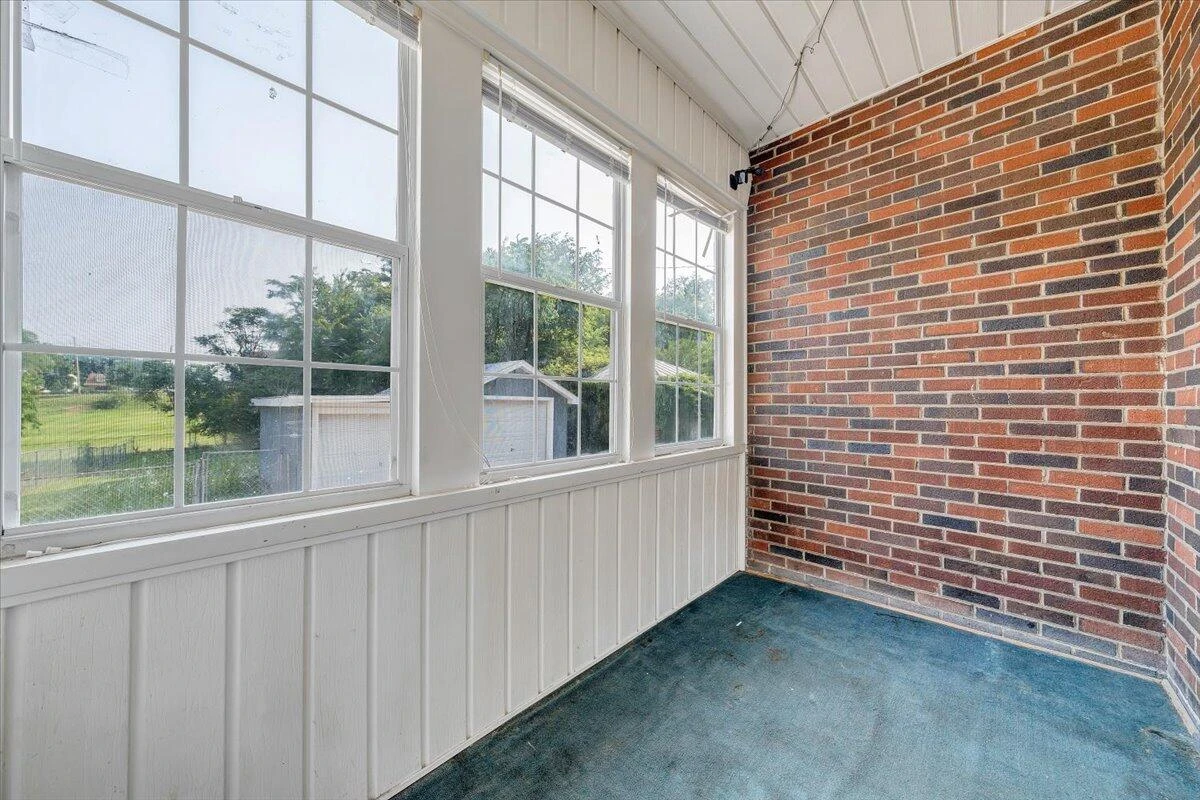 2321 Massachusetts AVE - Photo 15
