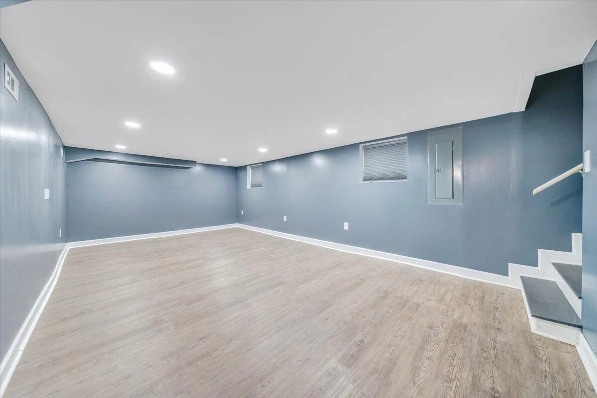 2321 Massachusetts AVE - Photo 21