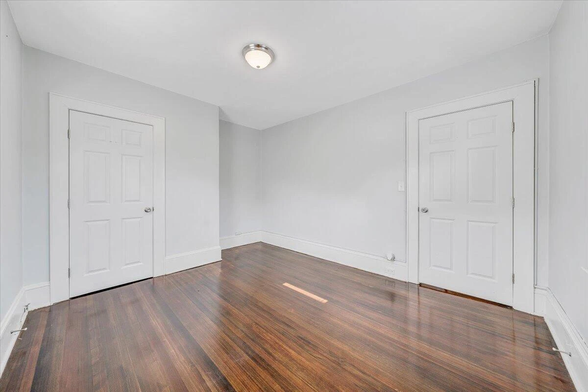 2321 Massachusetts AVE - Photo 28