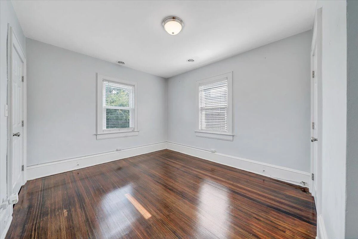 2321 Massachusetts AVE - Photo 29