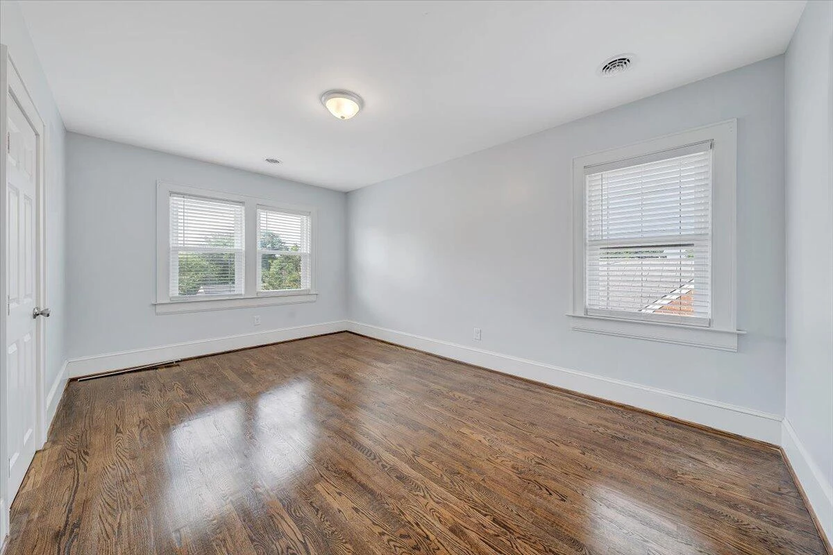 2321 Massachusetts AVE - Photo 31