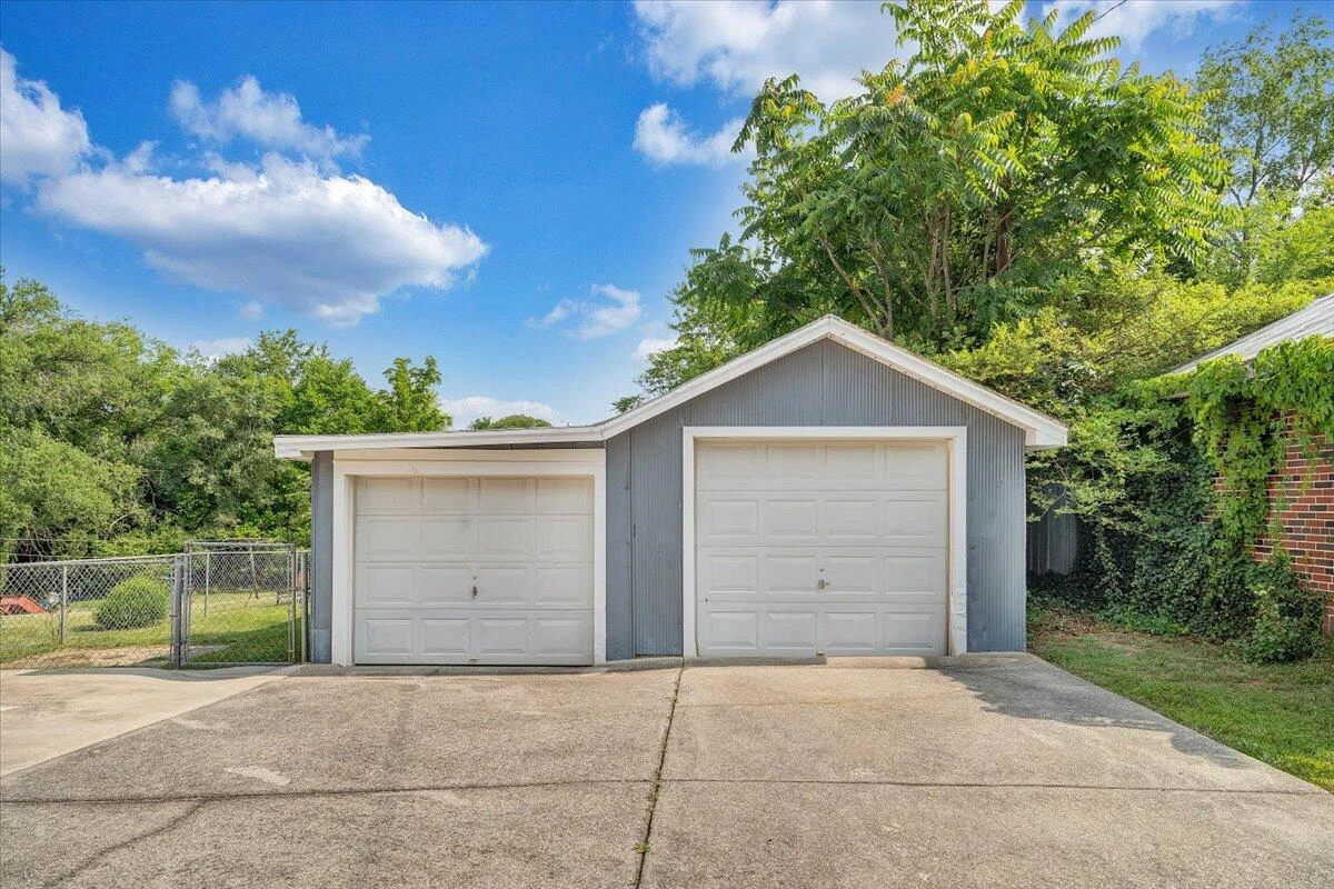 2321 Massachusetts AVE - Photo 42