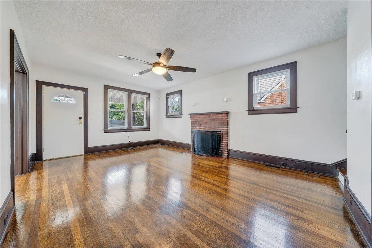 2321 Massachusetts AVE - Photo 5