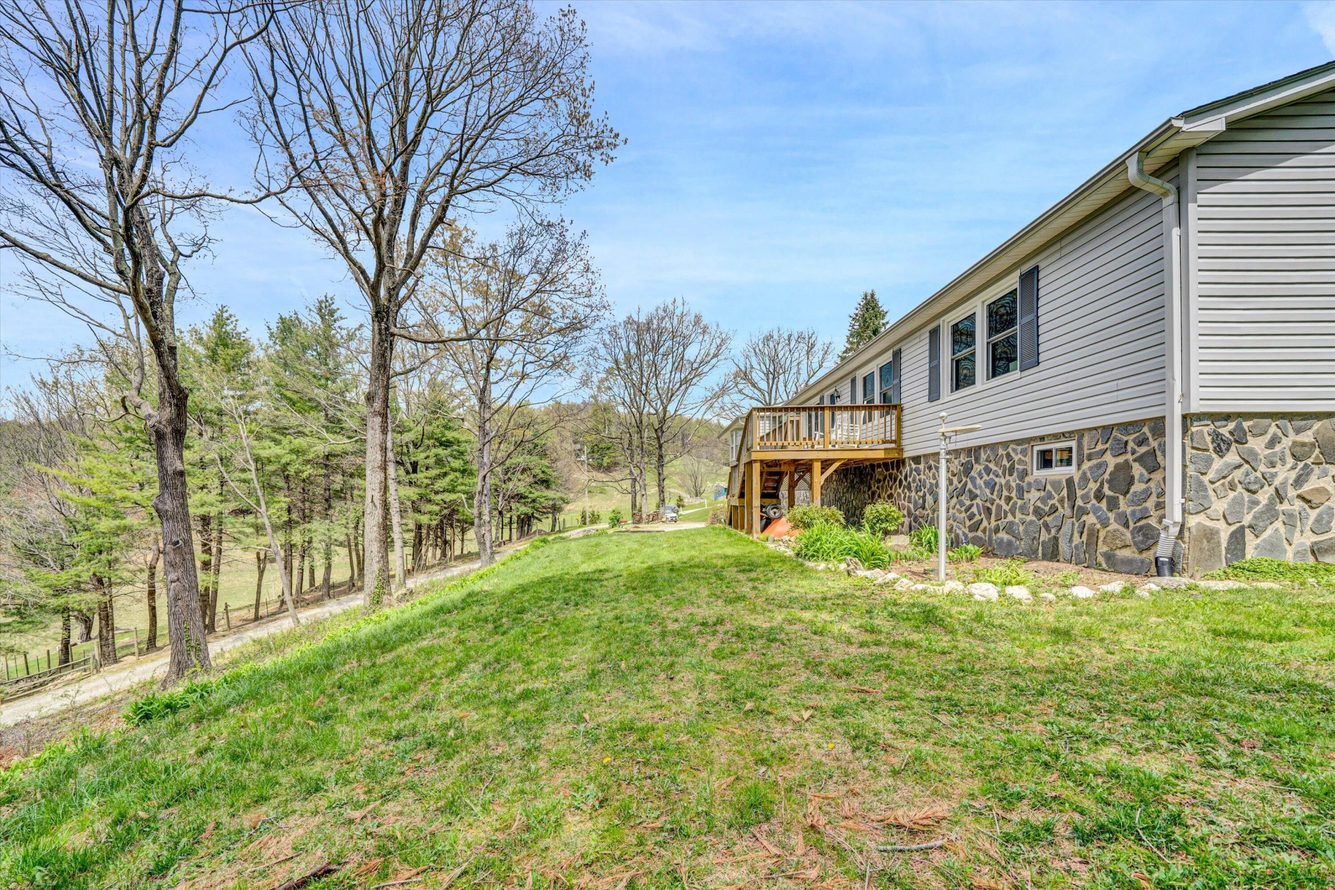 10610 Slings Gap RD - Photo 47