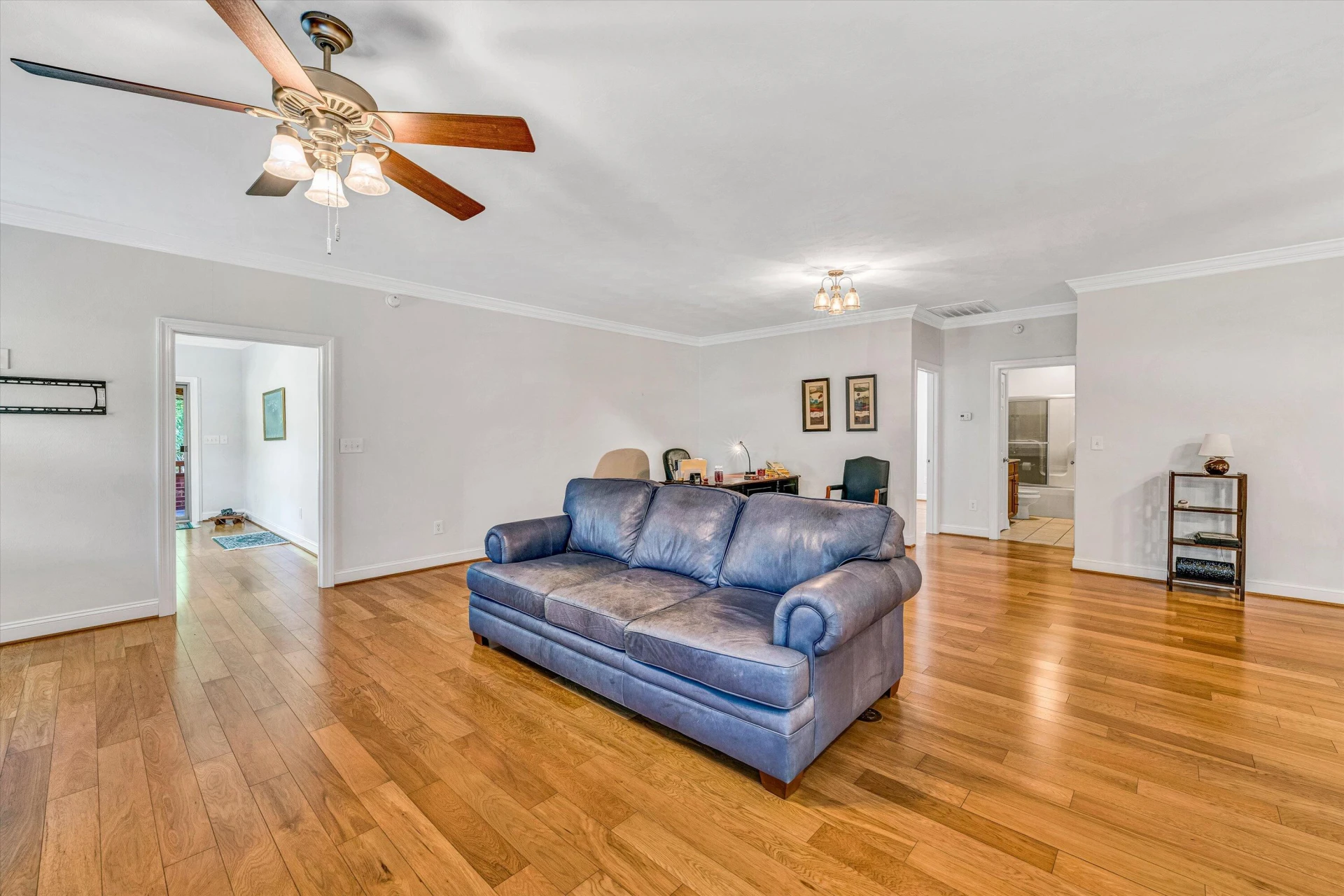 7027 Mountain Spring TRL - Photo 17
