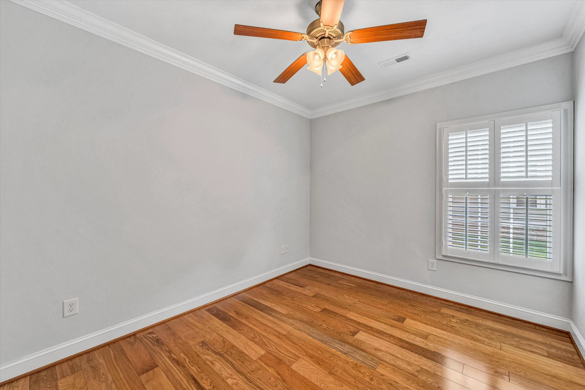 7027 Mountain Spring TRL - Photo 19