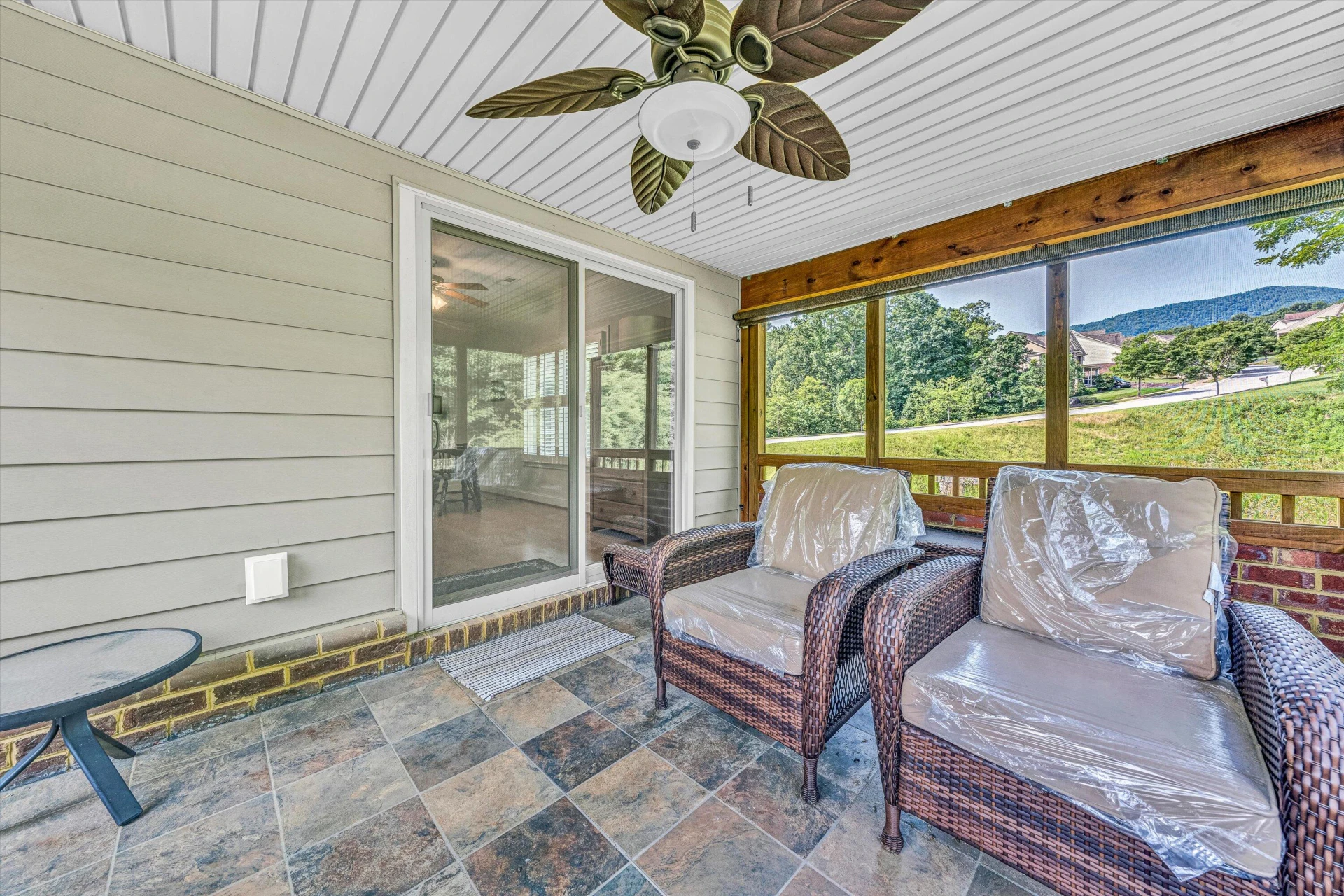 7027 Mountain Spring TRL - Photo 31