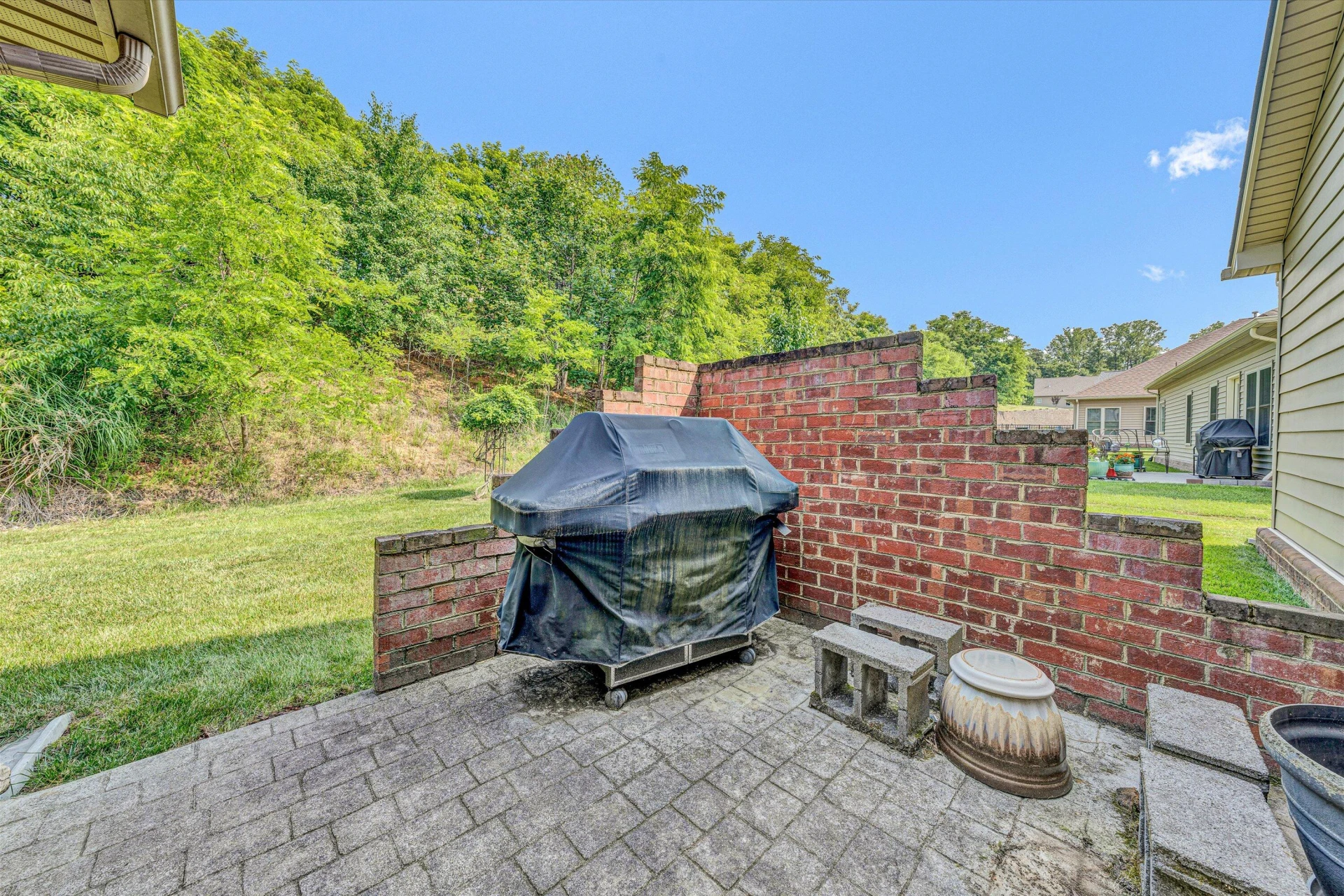 7027 Mountain Spring TRL - Photo 32