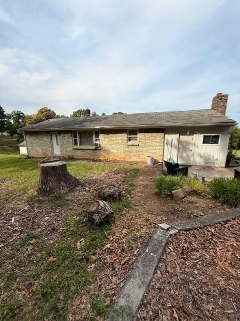 9466 Rocky Ford RD