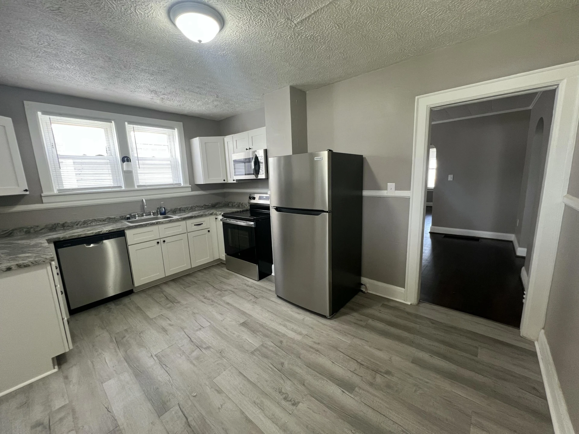 115 Walnut ST - Photo 6