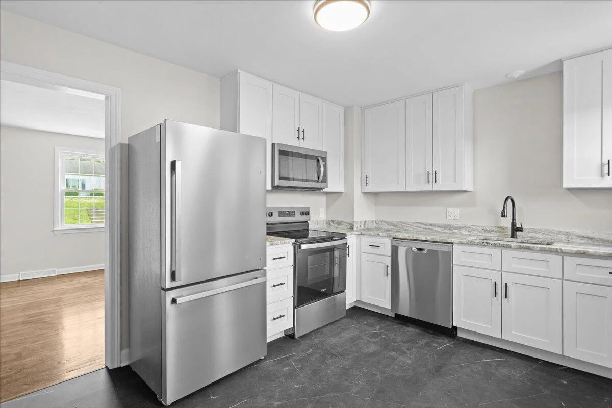 21 Upland DR - Photo 20