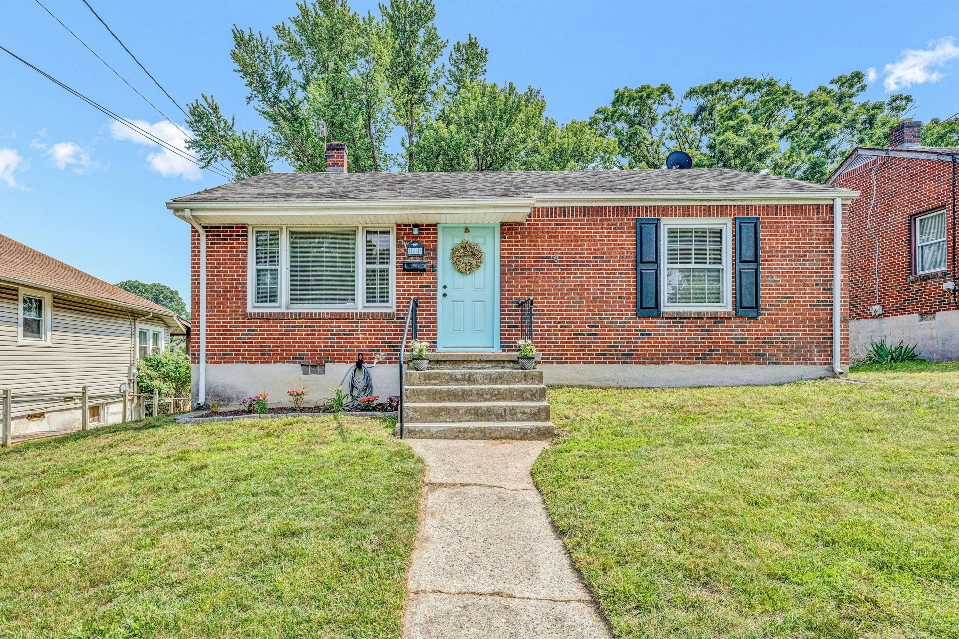 1465 Greenbrier AVE