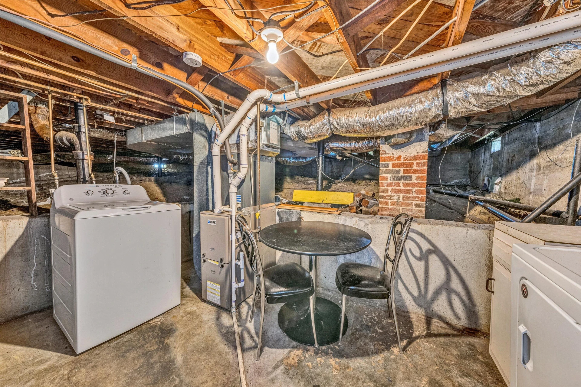 1465 Greenbrier AVE - Photo 13
