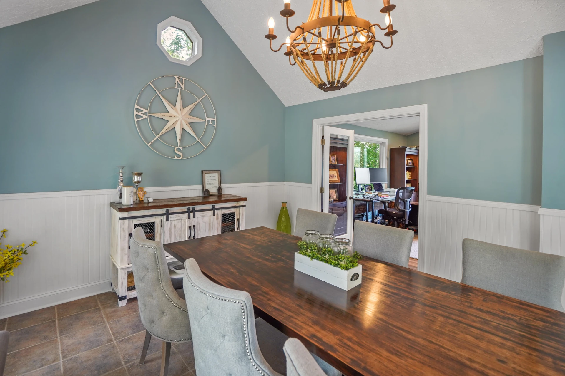 800 Long Island DR - Photo 17