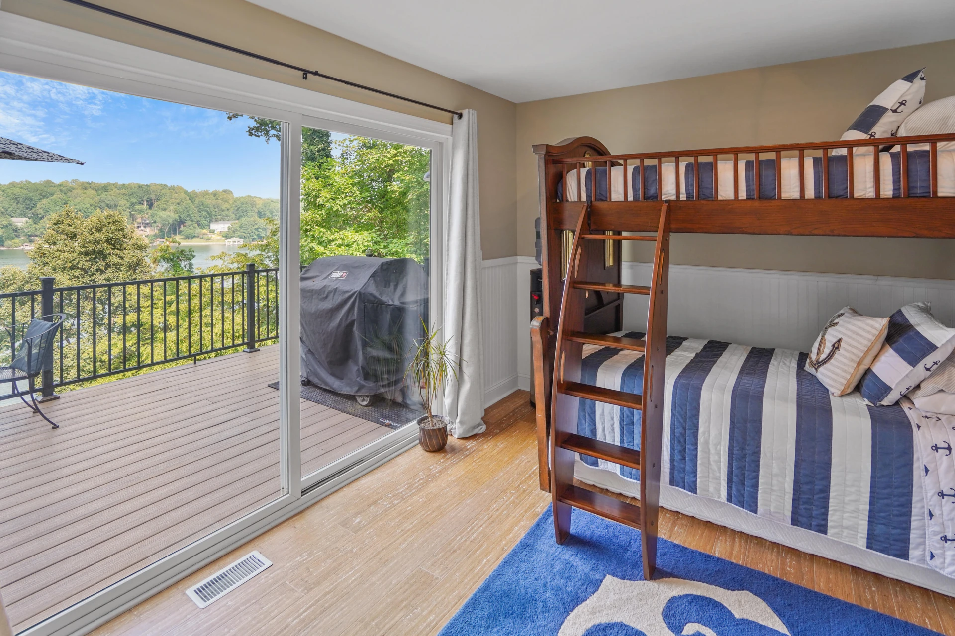 800 Long Island DR - Photo 26