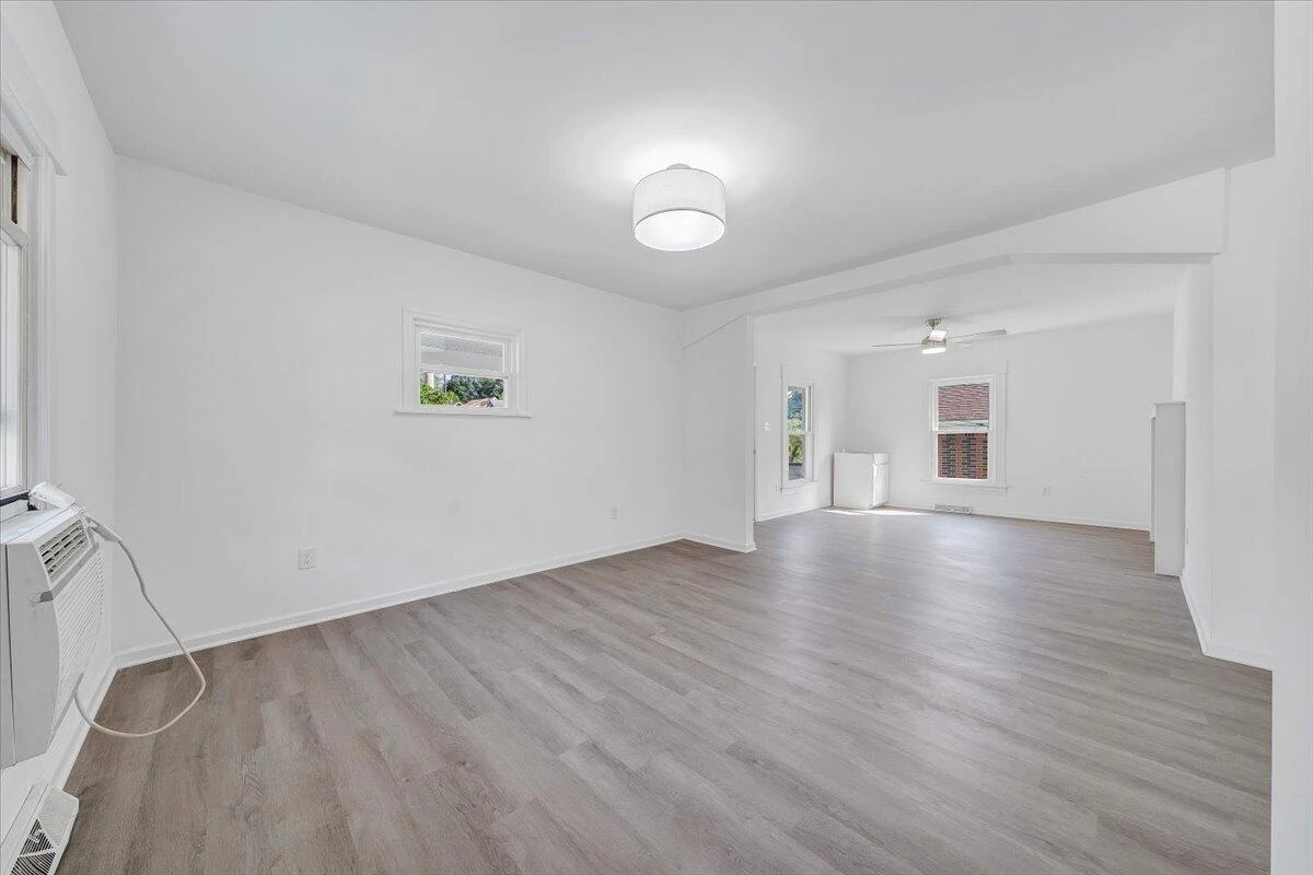 1008 Primrose ST - Photo 10