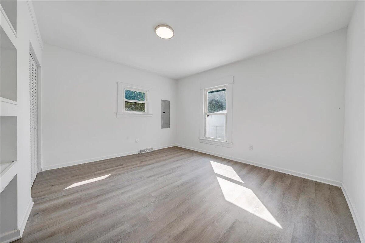 1008 Primrose ST - Photo 18